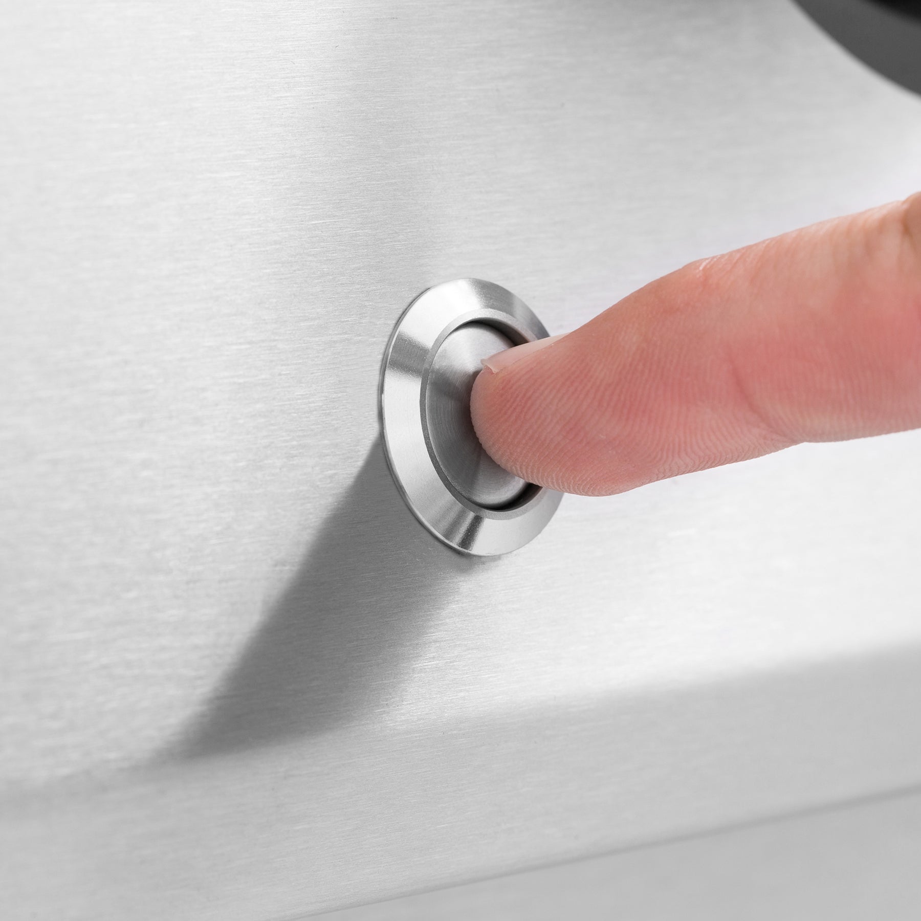 Broil King Baron 490 Pro 4-Burner Gas Grill in Black with Side Burner and Rear Rotisserie Burner – Performance and Versatility