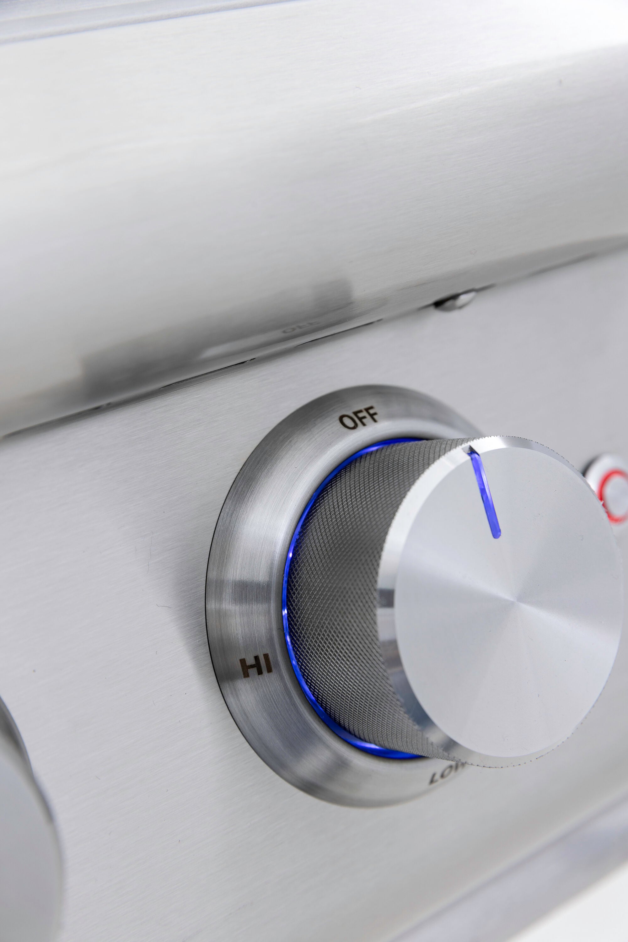 Blaze 40-Inch 5-Burner Premium LTE+ Gas Grill with Rear Burner and Built-in Lighting System - BLZ-5LTE3(LP/NG)