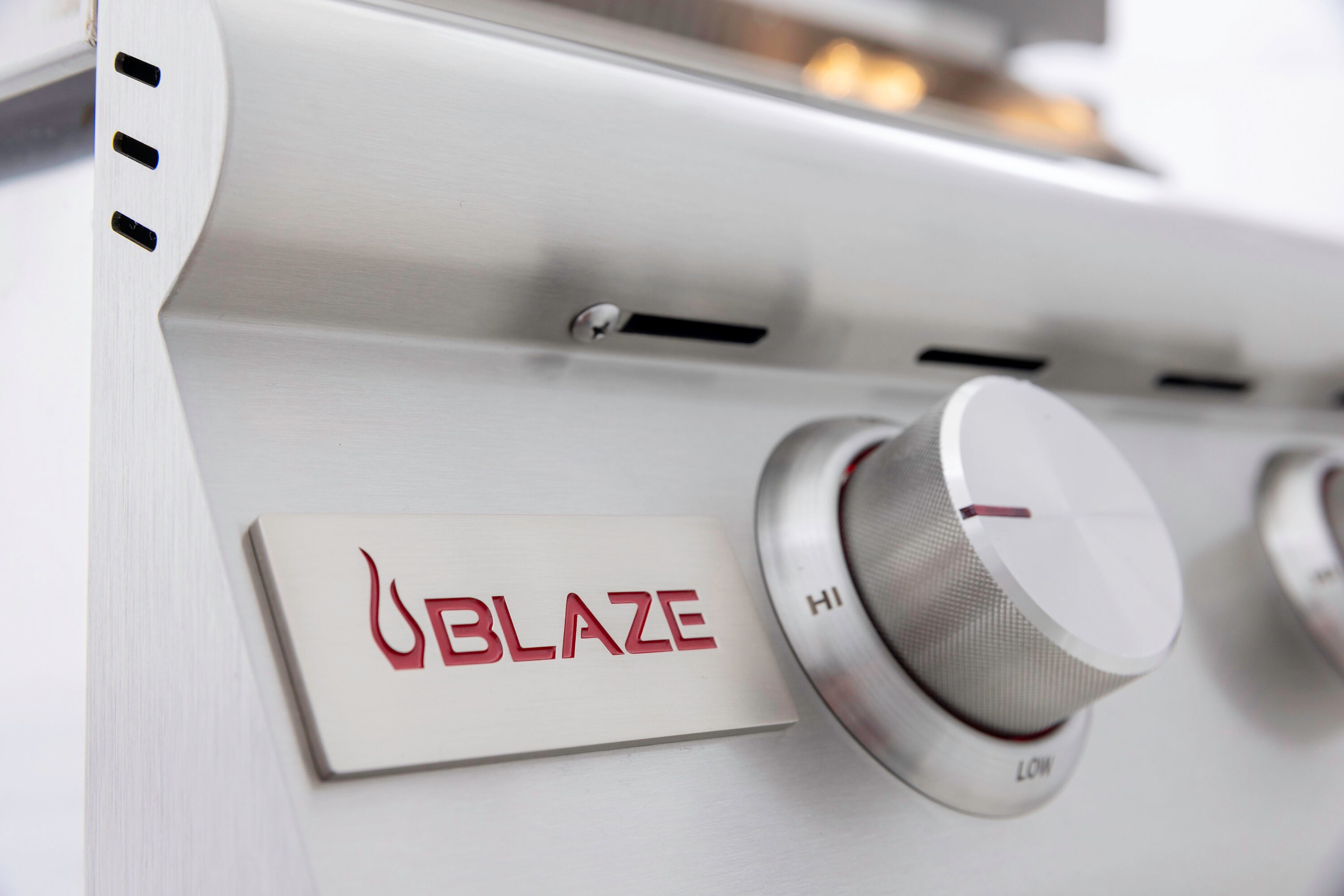 Blaze 40-Inch 5-Burner Premium LTE+ Gas Grill with Rear Burner and Built-in Lighting System - BLZ-5LTE3(LP/NG)