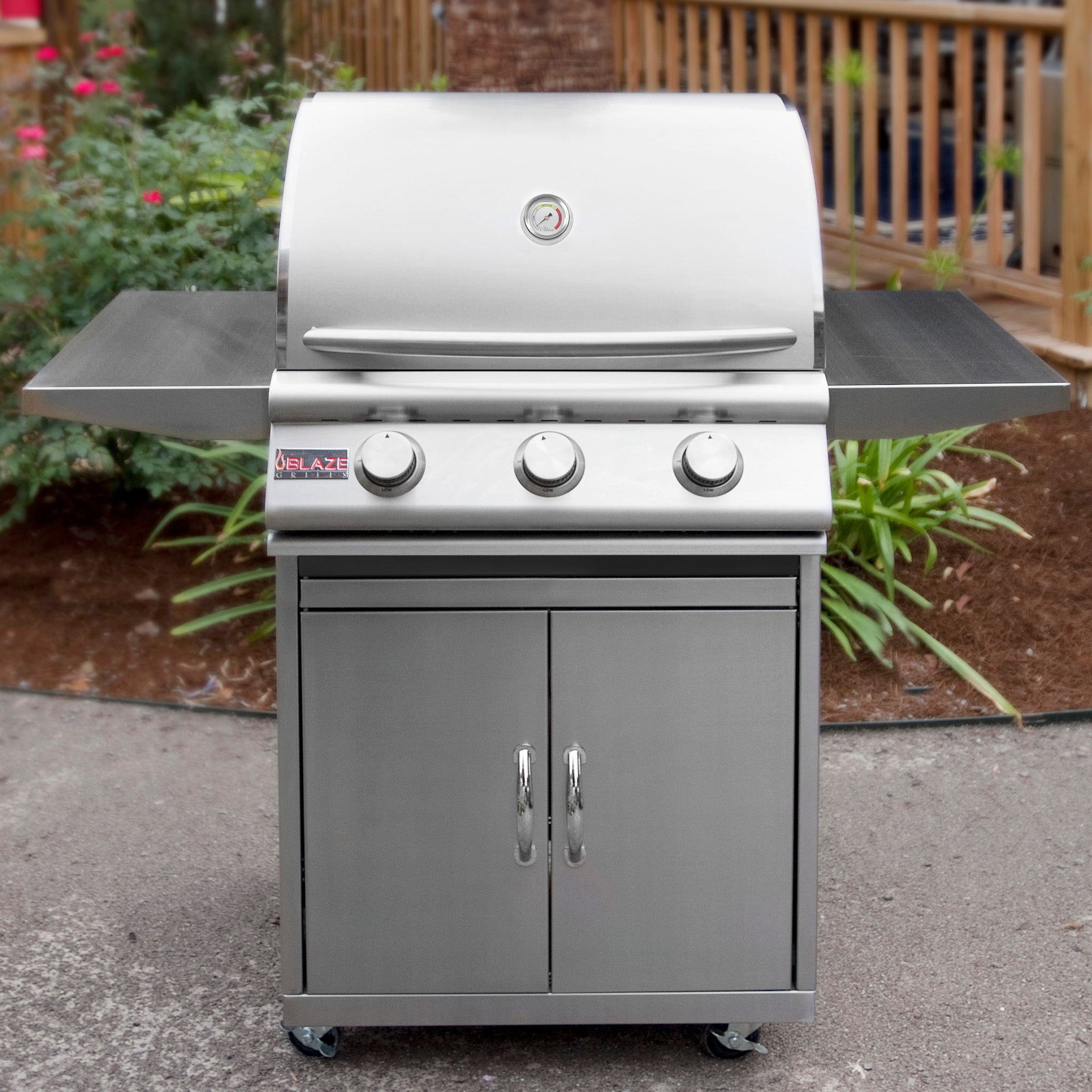 Blaze Prelude LBM 25-Inch 3-Burner Gas Grill BLZ-3LBM-LP/NG